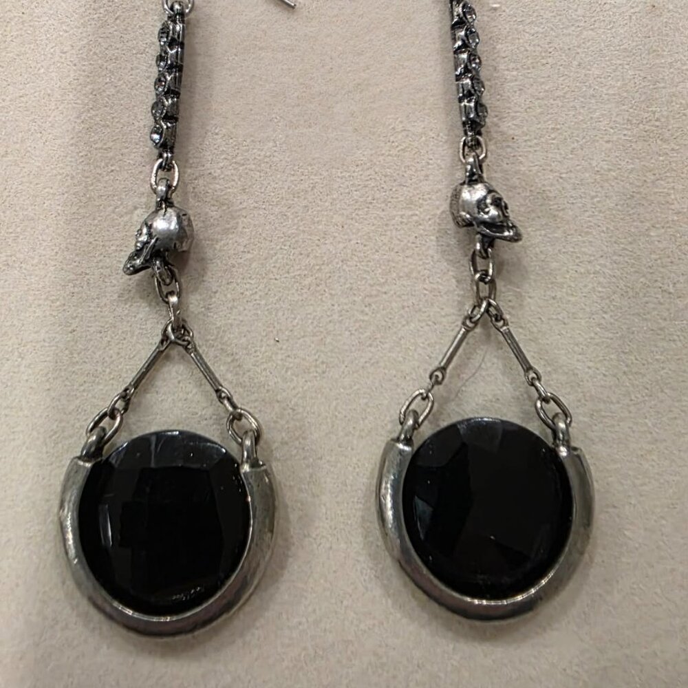 Martha Rotten Black Onyx skull drop earrings. - Picture 3 of 4